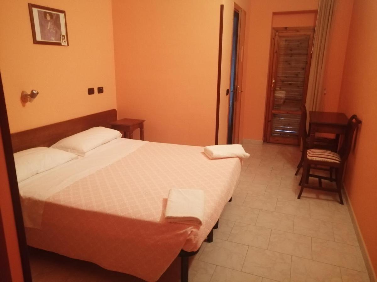 Albergo Ristorante Giuliana Guarcino Ngoại thất bức ảnh